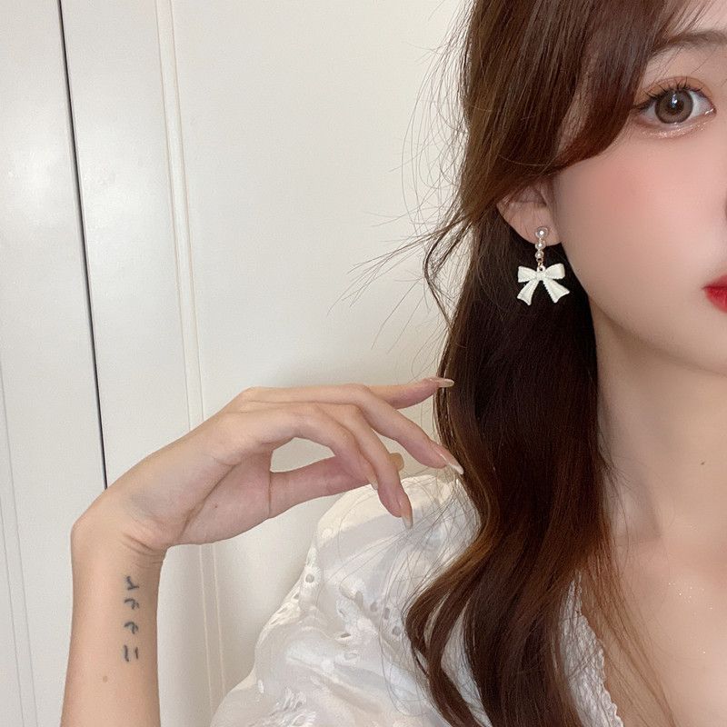 Women's Earrings niche design, high-end, temperament, ear clips without pierced ears, female ins light luxury internet celebrity_voghion.com