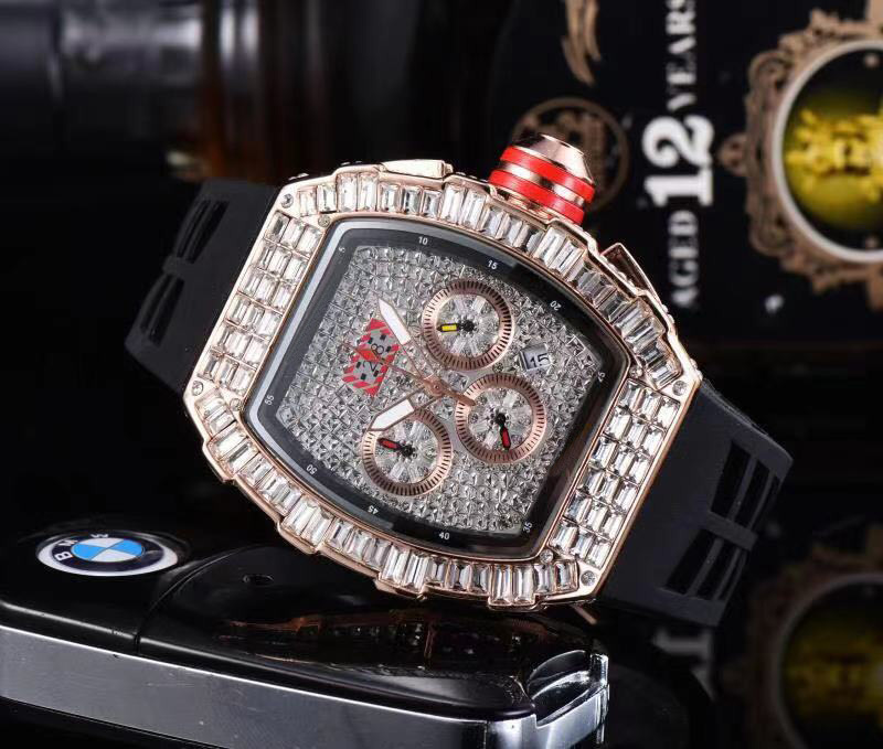 2023 Square Diamond Full Sky Star Biznesowy męski wielofunkcyjny kalendarz Six Pin Running Second Quartz Watch_voghion.com