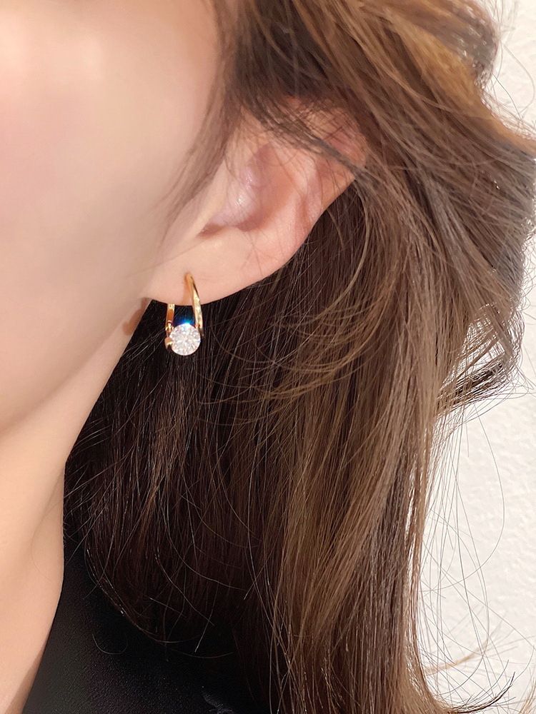 Orecchini coreani di nicchia con zirconi micro intarsiati geometrici alla moda, fibbie per le orecchie, orecchini da donna con temperamento squisito e versatile_voghion.com