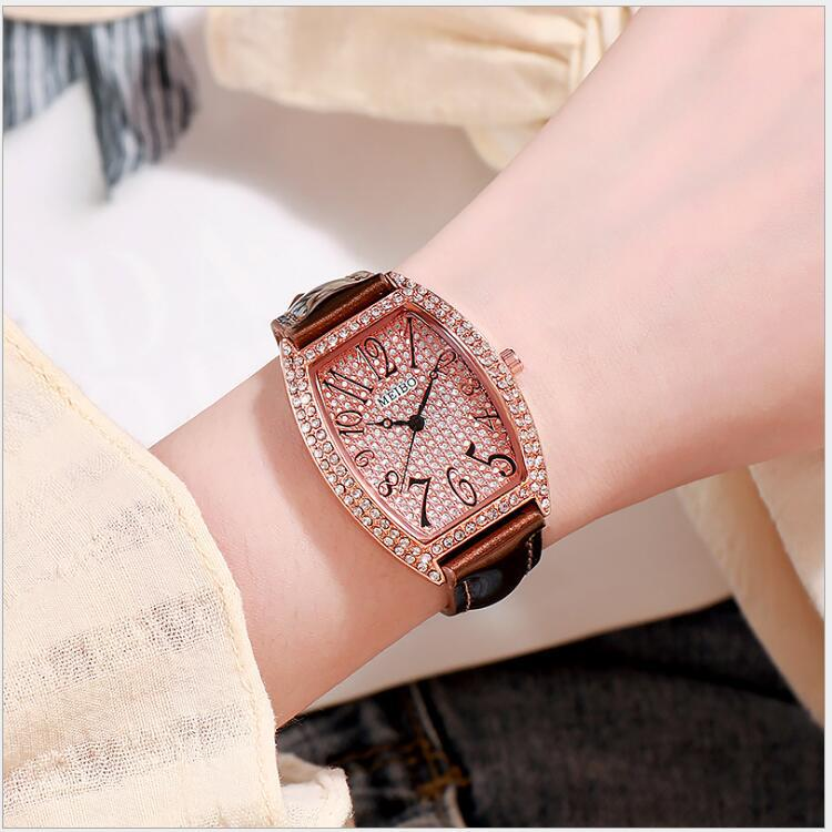 Hot selling fijne lederen band stijl modieus en elegant dameshorloge_voghion.com