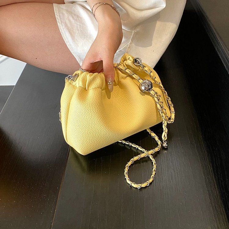 Crossbody Fashion Versatile 2025 Summer New Single Shoulder Drawstring Bucket Niche Women's Bag_voghion.com