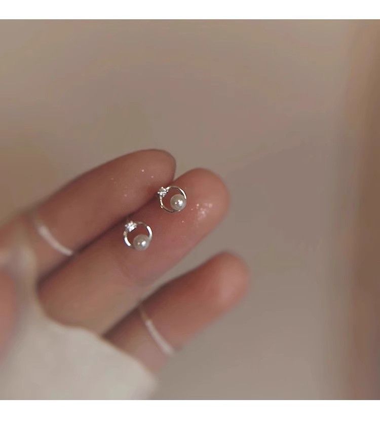 High-Value Small Circle Pearl For Women, Light Luxury Niche High-End Feel, Mini Petite Exquisite Simple Earrings_voghion.com