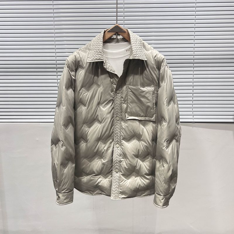 Vêtements pour hommes Nouvelle chemise en coton et soie résistante au froid pour hommes Motif d'épissure d'épissure de blé Petit revers Mince Mode Veste en coton et soie pour hommes_voghion.com