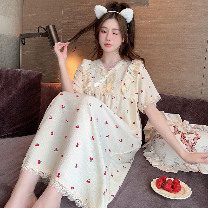 Wrinkled cloth sleepwear women in summer, sweet princess style short sleeved shorts with plus size 250 pounds, chubby MM_voghion.com