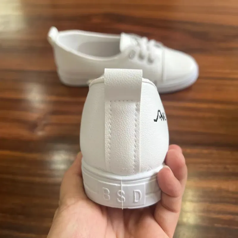 Frühling Herbst Weiße Flache Sohle Bequeme Atmungsaktive Leichte Lässige Board Damen S Flache Schuhe Vielseitig_voghion.com