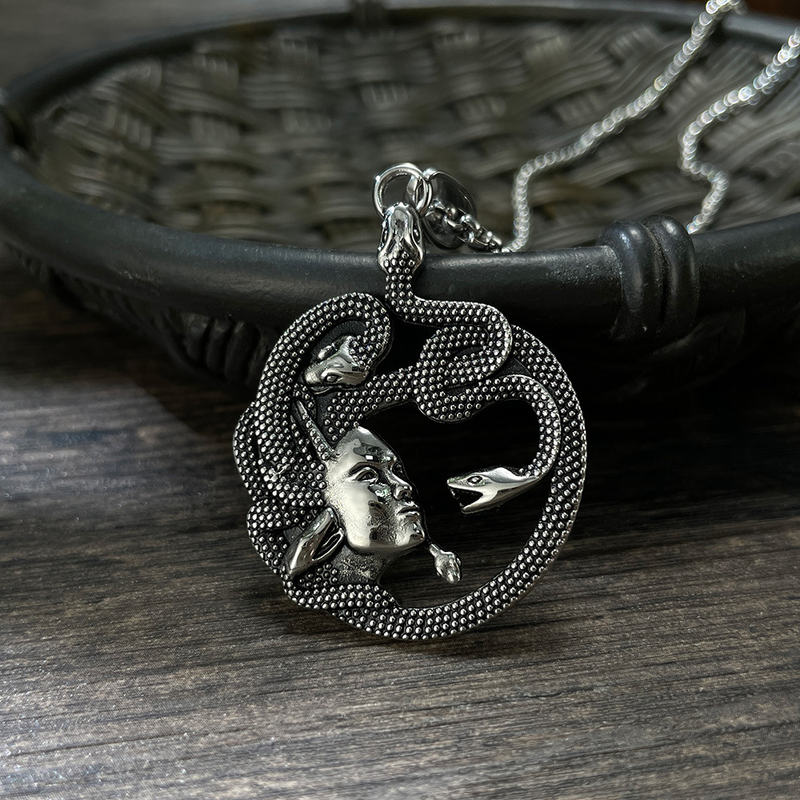 Egyptian Mythical Snake Fefor Men Head Pendant Personalized Stainless Steel Necklace For Men_voghion.com