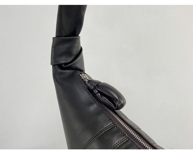 LE Korrekt version Medium Kohorn Fåreskind Ægte Læder Dumpling Crossbody Song Dame Brysttaske, Samme Stil til_voghion.com