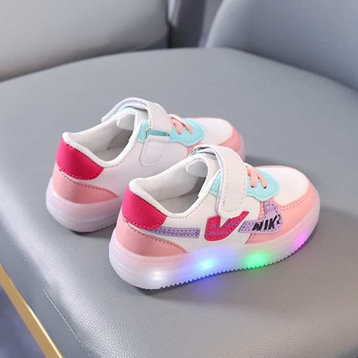 SHLIANG Jungen Mädchen Sportschuhe Magischer Aufkleber Weichen Boden Kinder Board Schuhe Baby LED Licht emittierende Schuhe Kind Turnschuhe S0169_voghion.com