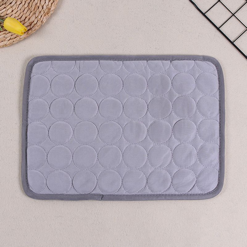 Supplies Summer Solid Color Ice Silk Mat Cool Breathable Dog Bed Bottom Mesh Wear-Resistant Pet Cat Mattress Pad_voghion.com