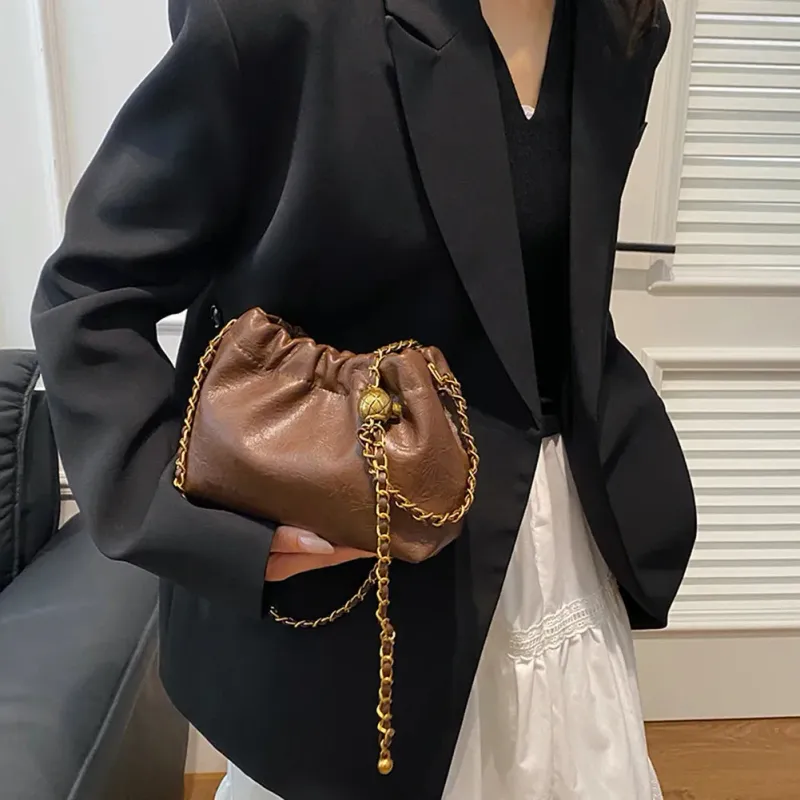 Womens Cross Handbag PU Leather Wrinkled Tramp Bag 250408l_voghion.com