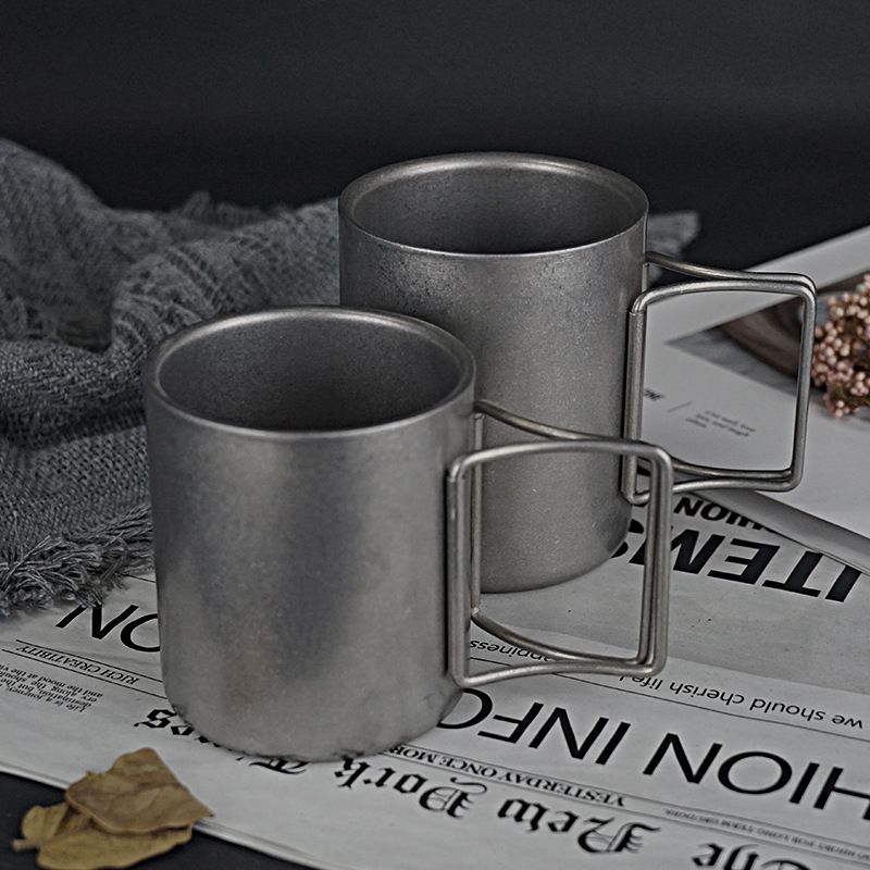 Retro 304 Edelstahl Doppelschicht Faltbare Outdoor Doppelschicht Tasse Tragbare Logo Isolierung Tasse Griff Handliche Tasse Wasser Tasse_voghion.com