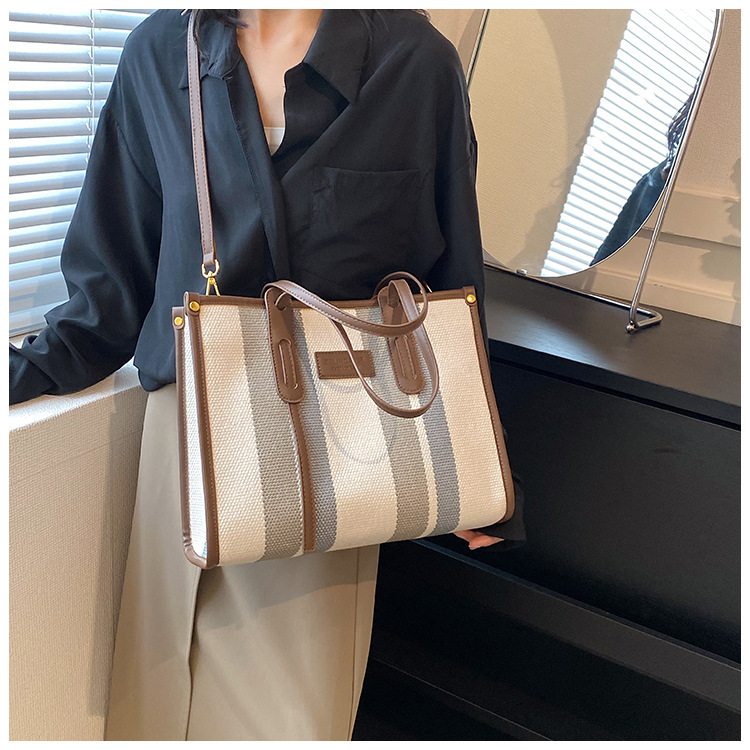 Nowa torba z grubej bawełny o dużej pojemności płócienna torba damska transgraniczny handel zagraniczny kontrastowy kolorowy pasek torba na ramię trend w modzie torba listonoszka_voghion.com