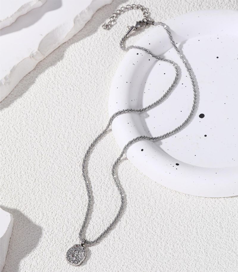 Collana con ciondolo rotondo geometrico scintillante alla moda, collana con catena a clavicola leggera e di lusso, accessori per donna_voghion.com