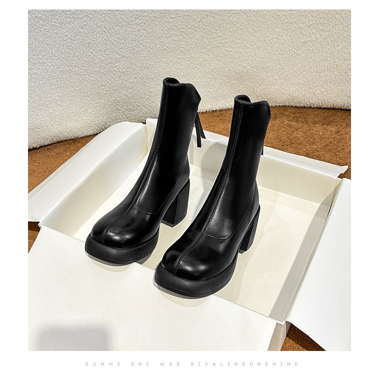 White Martin 2023 Nuovo Autunno Inverno Suola Spessa Stivaletti Corti con Tacco Grosso Snelli per Donne Minute_voghion.com