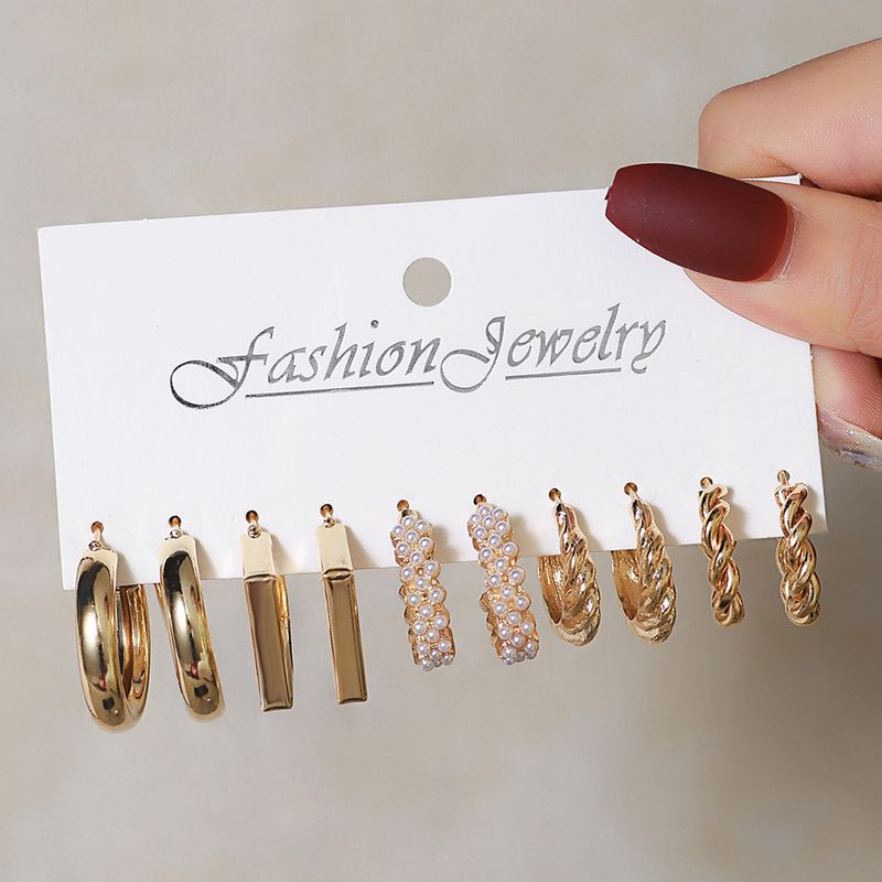 Orecchini a cerchio con perle a forma di C vintage più venduti per donna, set di orecchini a bottone in metallo geometrico creativo, set di 5 orecchini_voghion.com