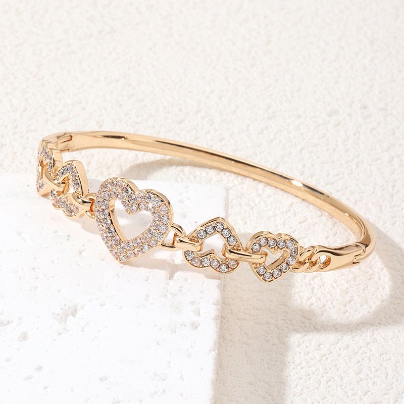 for Women Hot Sale New Korean Style Trendy Exquisite Sweet Heart Diamond-Encrusted Women's Bracelet Simple And High-End_voghion.com