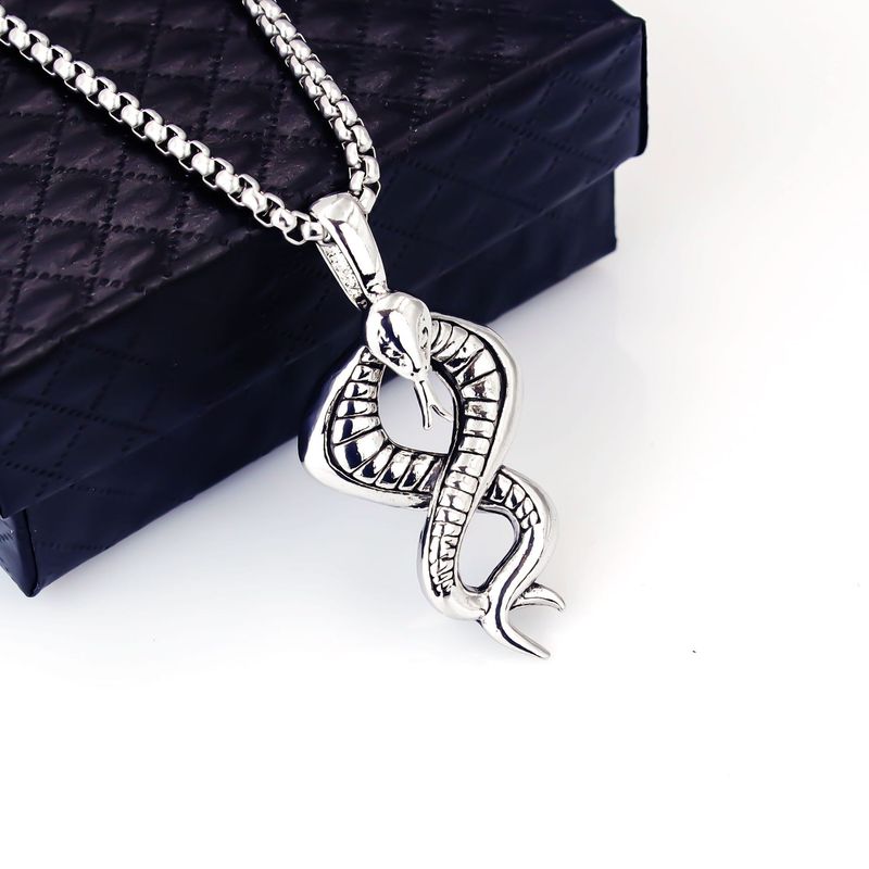 New Hip-hop Chain Dragon Snake Stainless Steel Necklace European And American Men's Pendant Personalized Titanium Steel Accessories_voghion.com