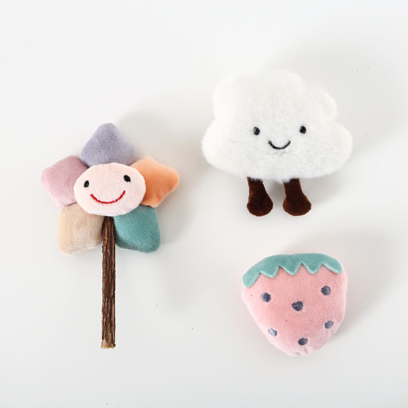 Giocattolo di peluche interattivo con erba gatta e bastoncino di legno, campanellino e set di nuvole di fragole per gatti domestici_voghion.com