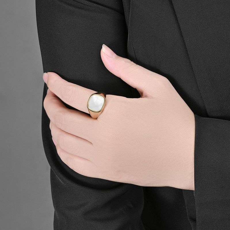 Lehký luxusní styl čtvercového těsnění s intarzií z titanové oceli, prsten pro muže a ženy, snubní prsten, módní doplňky pro dojíždění_voghion.com