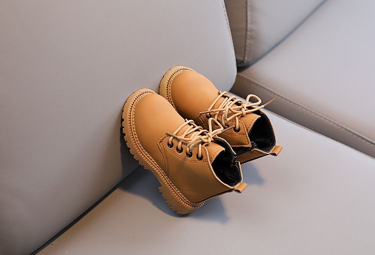 Children's autumn and winter British solid color simple short boots boys fashion Martin boots side zipper girls soft bottom single boots_voghion.com