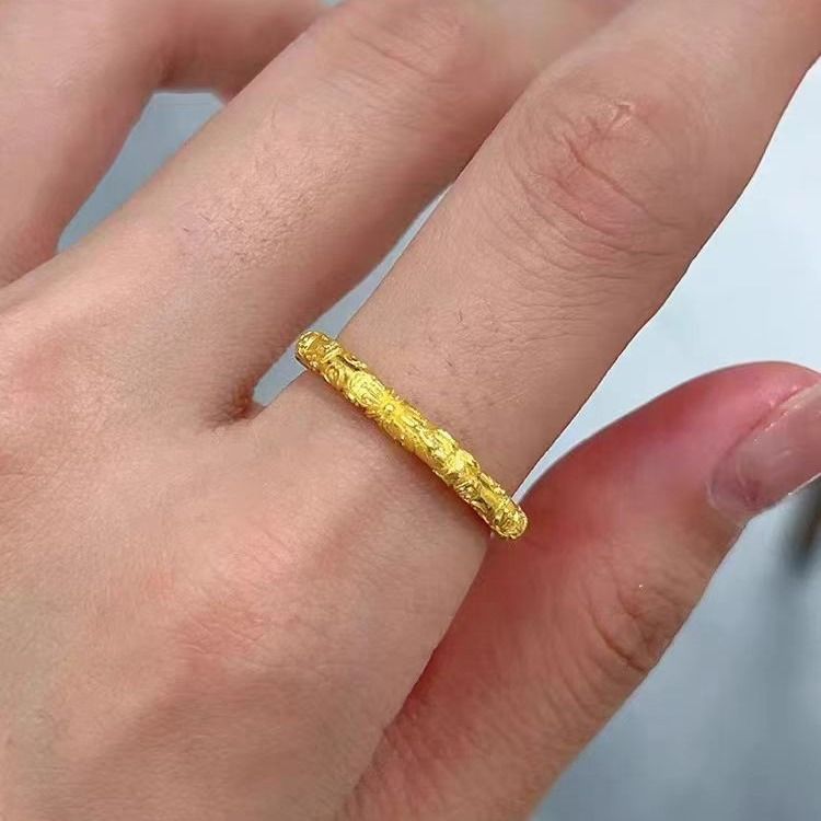 Anello da donna con fiore di ciliegio colorato in rilievo, piccolo e fresco, leggero e lussuoso, celebrità di Internet, stesso stile_voghion.com