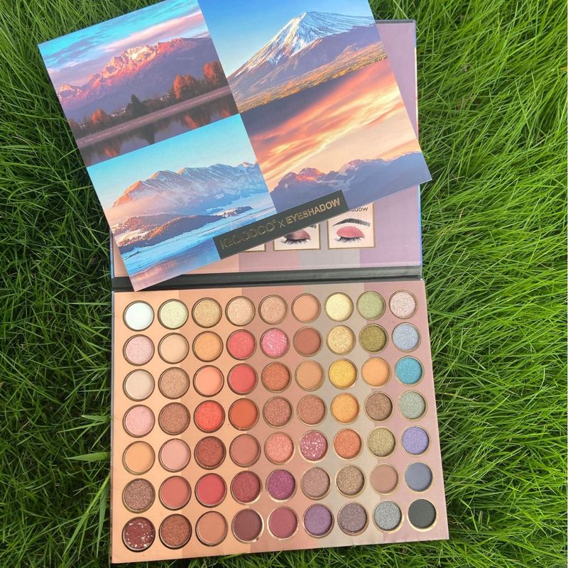 Set di trucco 63 colori Palette di ombretti con motivo a montagna innevata Trucco opaco perlato multifunzionale_voghion.com
