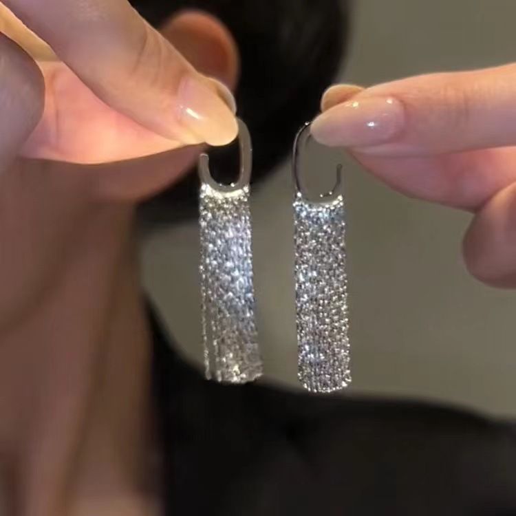 Orecchini da donna di fascia alta, versatili, orecchini di lusso leggeri, modello hot di celebrità di Internet ultra-fata, ganci per le orecchie ad ago d'argento di fascia alta_voghion.com