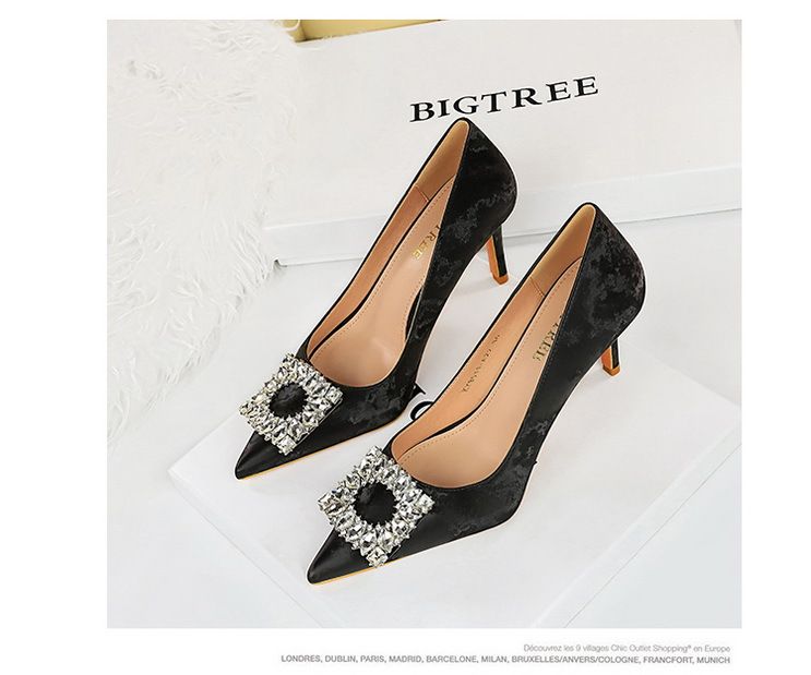 18249-A5 Style Banquet Slim Fit Women' With Thin High Heel, Shallow Mouth, Pointed Metal Rhinetone Button Single_voghion.com