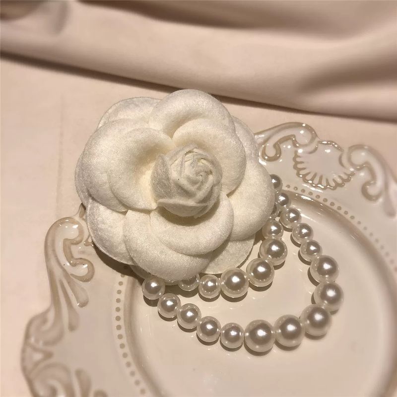 Korean Version Handmade Camellia Small Fragrance Style Brooch Black White Gray Flower Vintage Pin Suit Sweater Accessory_voghion.com