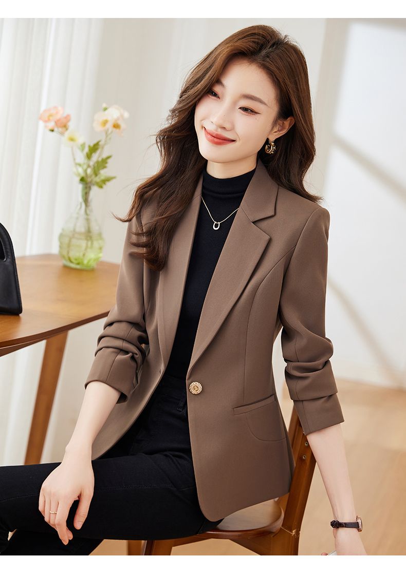 Blazer da donna di alta qualità, slim fit, con cintura in vita, modello piccolo, marrone, per la primavera e l'autunno 2025_voghion.com