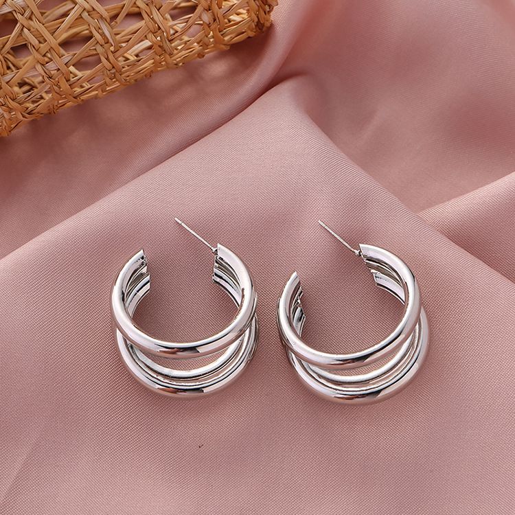 Metal Niche Design Sense Minimalist Style Elegant Hoop Studs High-end Temperament Simple Earrings For Women_voghion.com