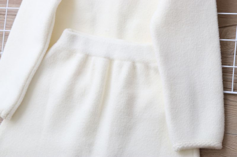 Xiao Xiangfeng Koreanische Samt Mädchen 2025 Neue Pullover Anzug Gestrickte Pullover Anzug Mädchen Zwei Stück Anzug Herbst Und Winter_voghion.com