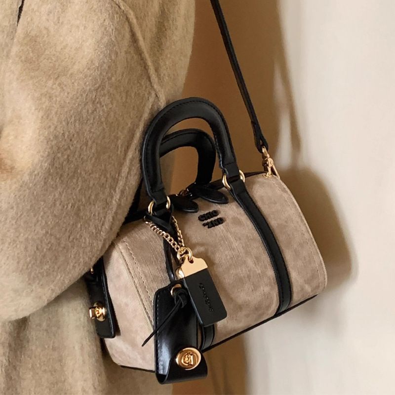 Semi-Ripe Mocha Pillow 2025 New Handheld Small Tote Style Single Shoulder Crossbody Bag_voghion.com