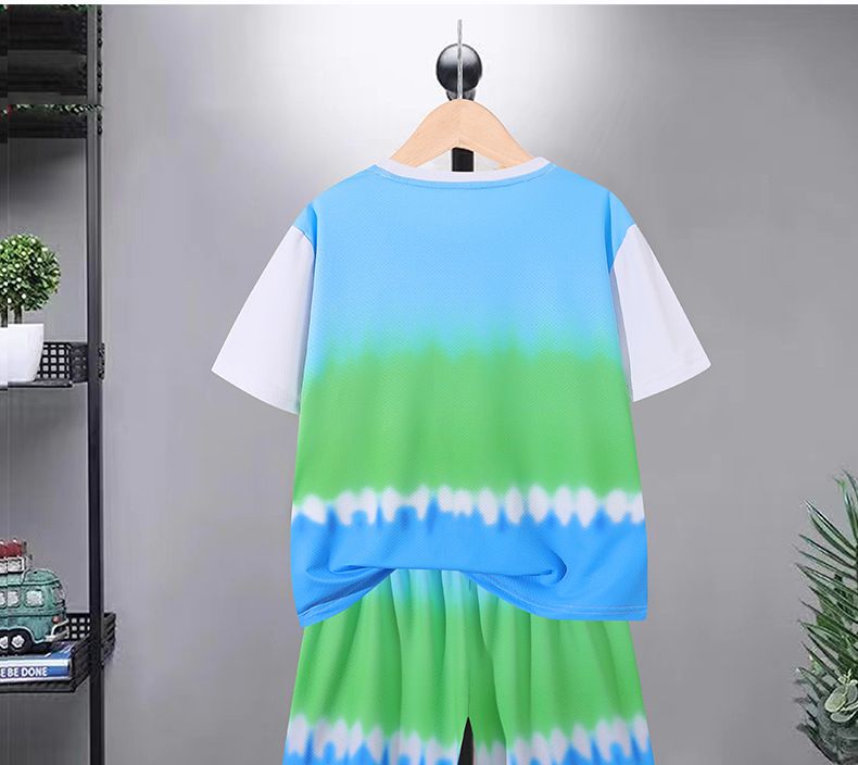 Kinderkleidung Schnelltrocknender Sportanzug für Kinder, dünner, atmungsaktiver Basketballanzug für den Sommer, kurzärmelige Shorts für den Sommer, zweiteiliger Anzug_voghion.com