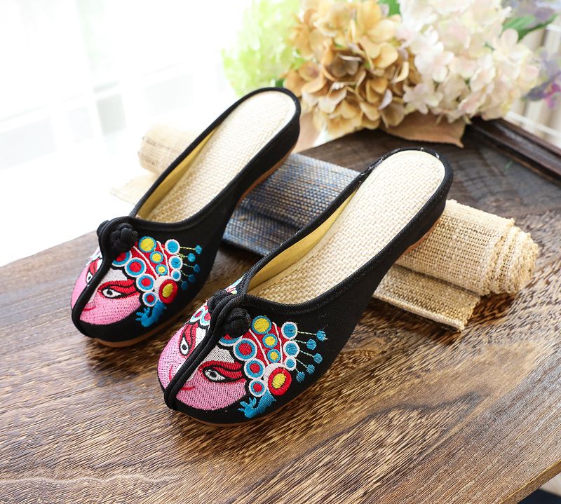 Hausschuhe Bestickte Stoffschuhe China-Chic Quintessence Gesichts-Make-up Blumige Damensandalen_voghion.com