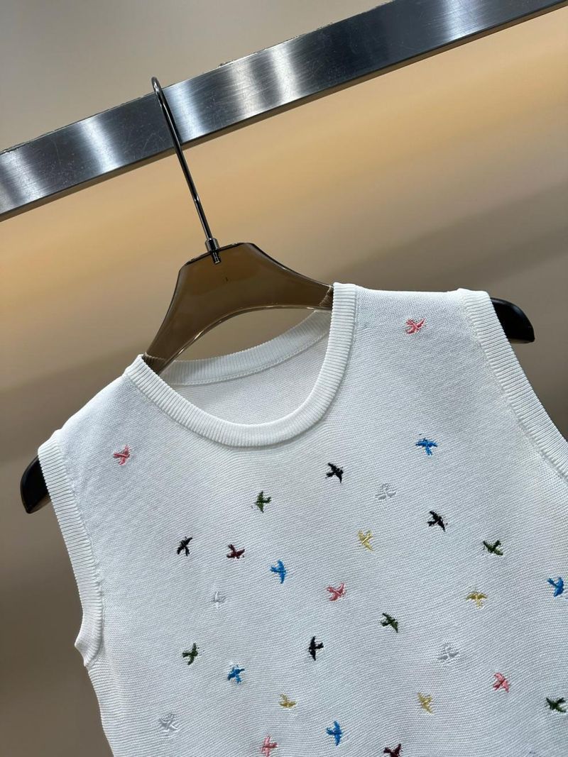 Maglia da donna con scollo rotondo e senza maniche, con ricamo artigianale di uccelli profumati, stile estivo 2025_voghion.com