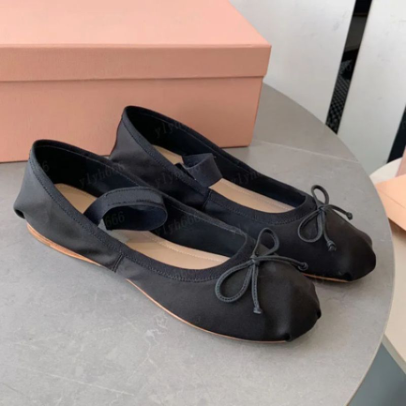 Neue High-Version Miu Style Bowknot Flat Ballet One Strap Silk Satin Einzelschuhe_voghion.com