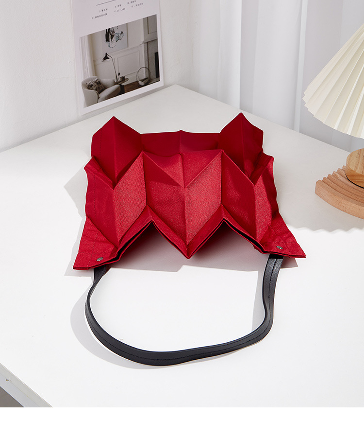 High-end Shoulder Bag Women's 2023 New Light Luxury Canvas Large-capacity Niche Underarm Bag Folded Messenger Bag Trend_voghion.com
