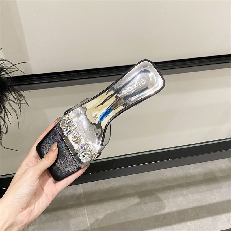 Diamantgefütterte Sanda für Damen mit freiliegenden Zehen, silberne Hausschuhe für modische Kleidung, trendige transparente Kristallhochzeit_voghion.com