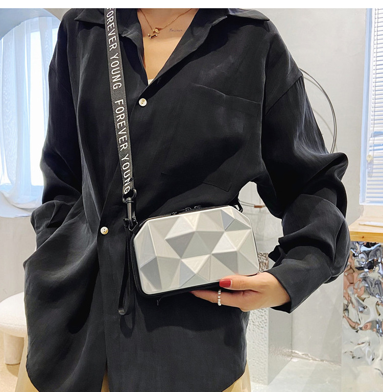 Mochila pequeña de un solo hombro con cremallera para mujer, bolso bandolera diagonal color caramelo, novedad de 2023_voghion.com