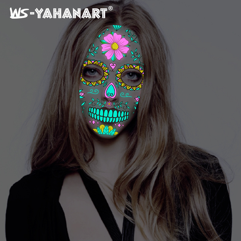 Roligt halloween-tatueringsansikte i två färger med glöd-i-mörkret med Day of the Dead scar-tatueringsklistermärke_voghion.com
