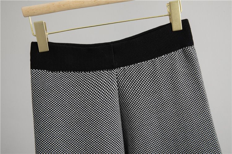 Ensemble deux pièces élégant en tricot pour femme : blazer à manches longues et pantalon large à motif color-block, tenue de bureau chic._voghion.com
