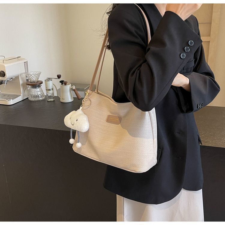 Große Kapazität für Damen 2024 Neue Sommer Vielseitige Einfache Schulter mit Advanced Commuter Tote Bucket Bag_voghion.com