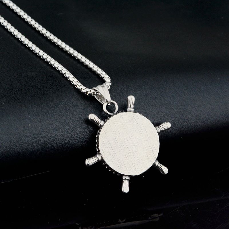 Nuovo pedale rotante con timone, collana versatile in acciaio al titanio hip-hop, accessori di coppia personalizzati per me_voghion.com