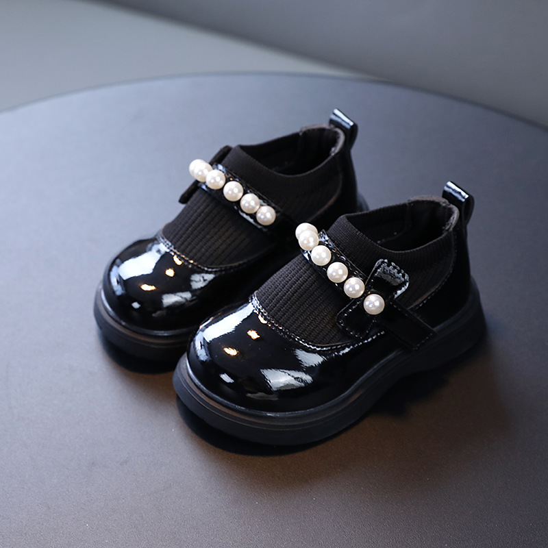 Scarpe da ballo per bambine, alla moda, da principessa, con punta rotonda e punta grande, in vernice, con perle, in pelle intrecciata a bocca volante_voghion.com