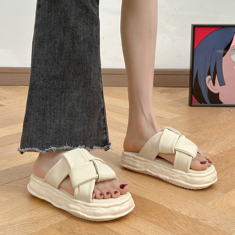 Leder gewebte Flip-Flop-Strandschuhe für den Sommer. Tragen Sie neue Sandalen mit dicken Sohlen für Damen, bequeme und nicht müde Füße_voghion.com