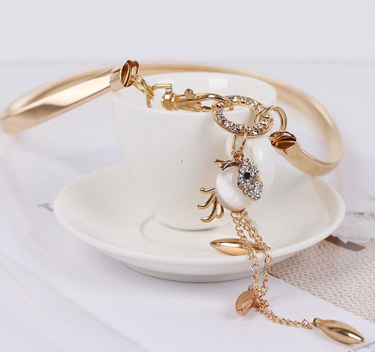 Diamond Waist Chain - Elastic Metal Belt With Fox Tassel (Adjustable, 18K Gold Plated)_voghion.com