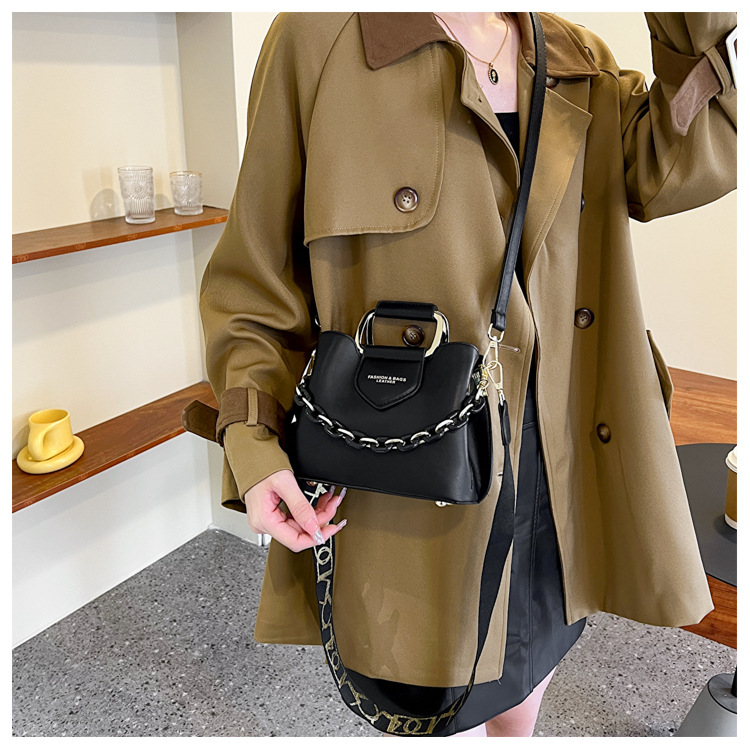 Borsa design femminile catena di nicchia 2023 nuova borsa a tracolla borsa messenger borsa a secchiello per tutti i fiammiferi di fascia alta_voghion.com