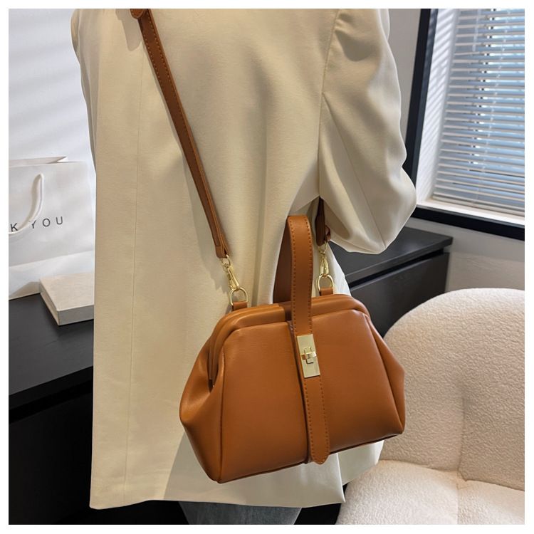 Luxuriöse Designer-Handtaschen, hochwertige, elegante Geldbörse für Damen, neue trendige, modische Nischen-Umhängetasche aus weichem Leder, vielseitig einsetzbar
_voghion.com