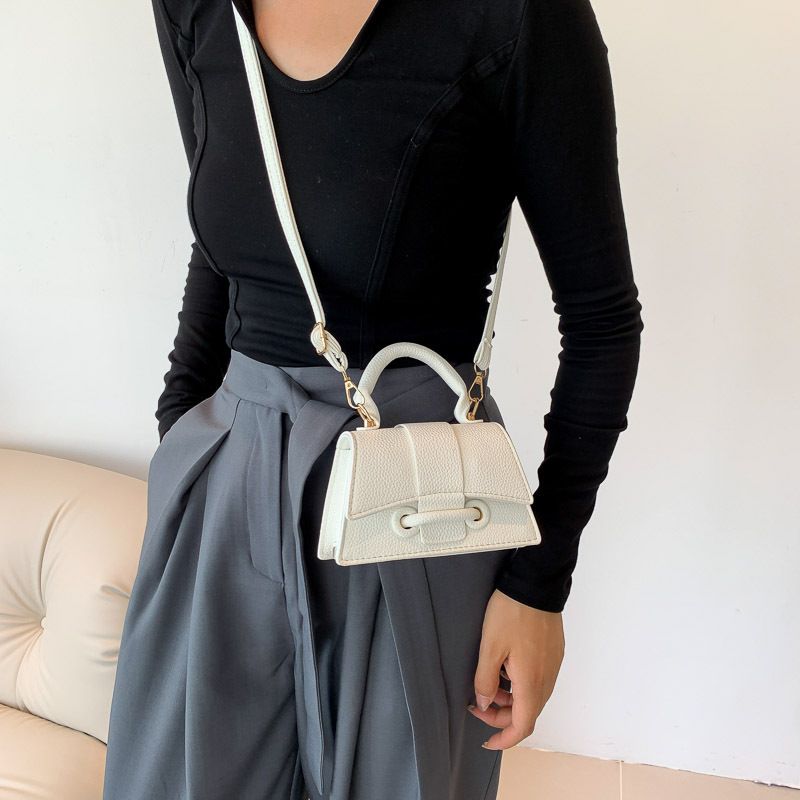 Design di nicchia per le donne 2023, inizio autunno, nuova borsa a tracolla a catena, mini elegante, piccola borsa quadrata_voghion.com